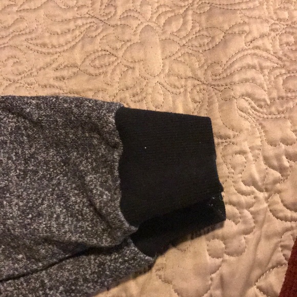 Joggers - Picture 2 of 3